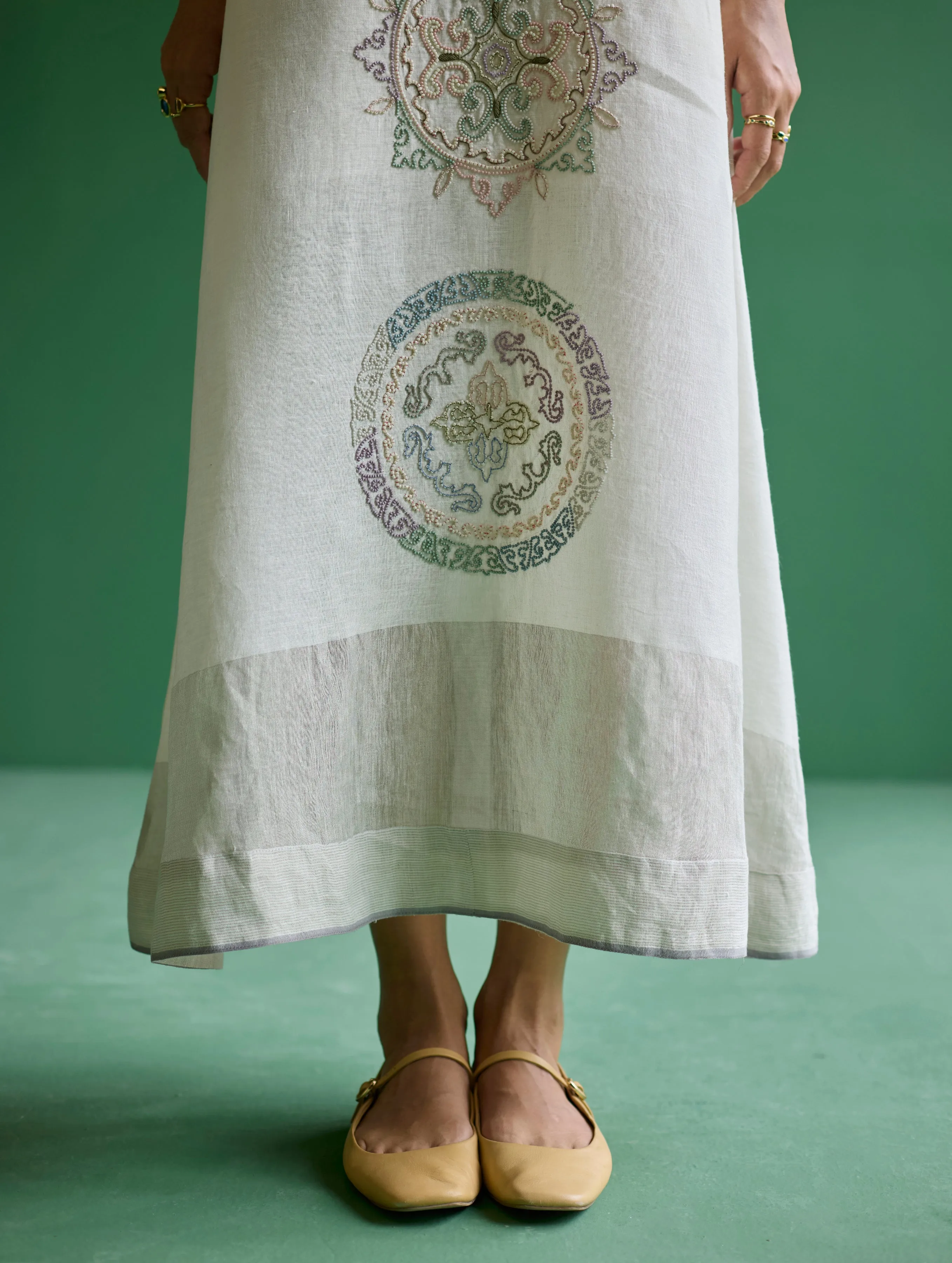 Eira Hand-Embroidered Linen Dress - Ivory