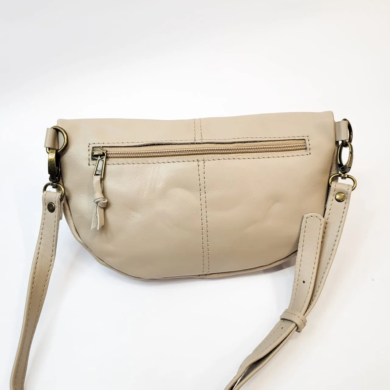 Gia leather taupe moonbag - thin strap