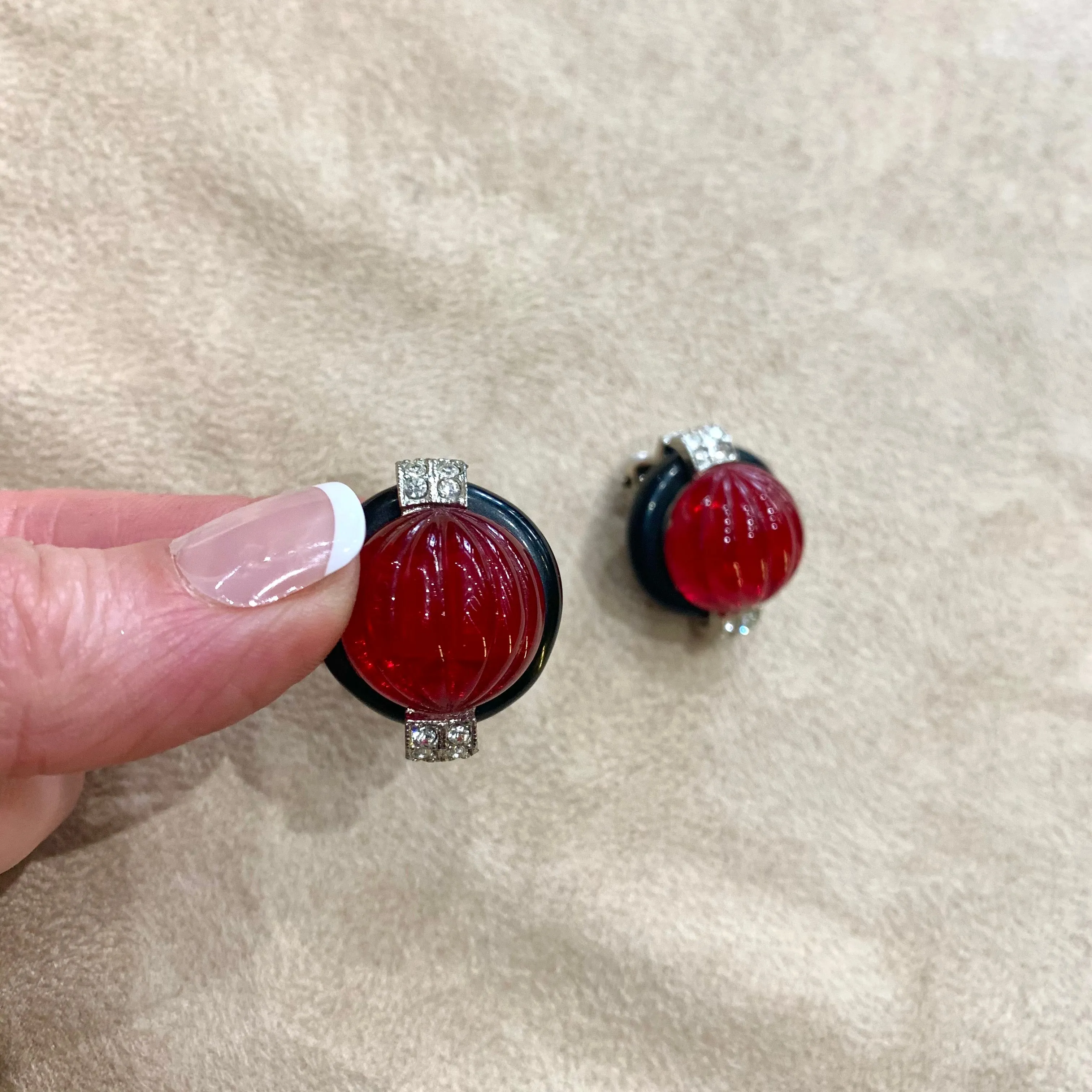 KJL Red Black Vintage Clip on Earrings by Kenneth Jay Lane