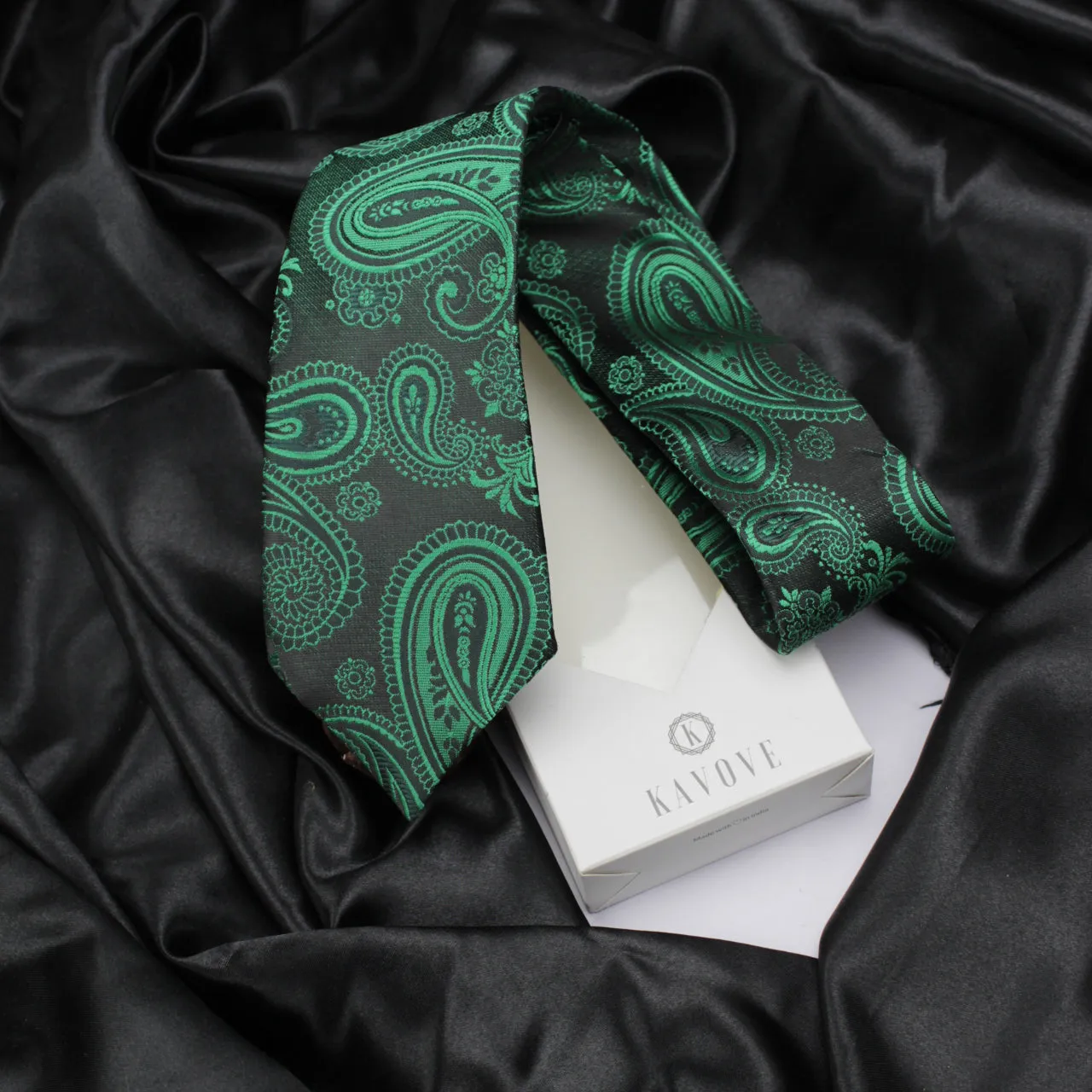 Kovove The Royal Paisley Green Necktie For Men