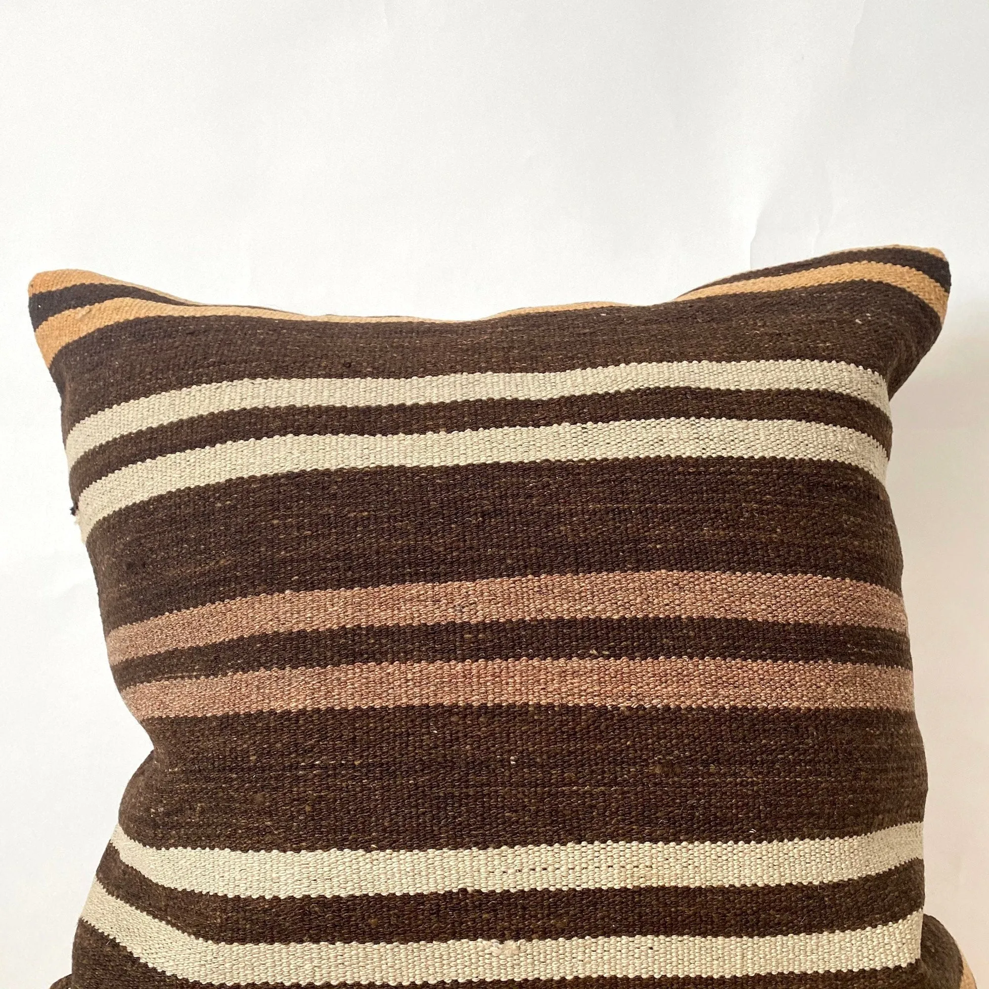 Lirael - Brown Kilim Pillow Cover