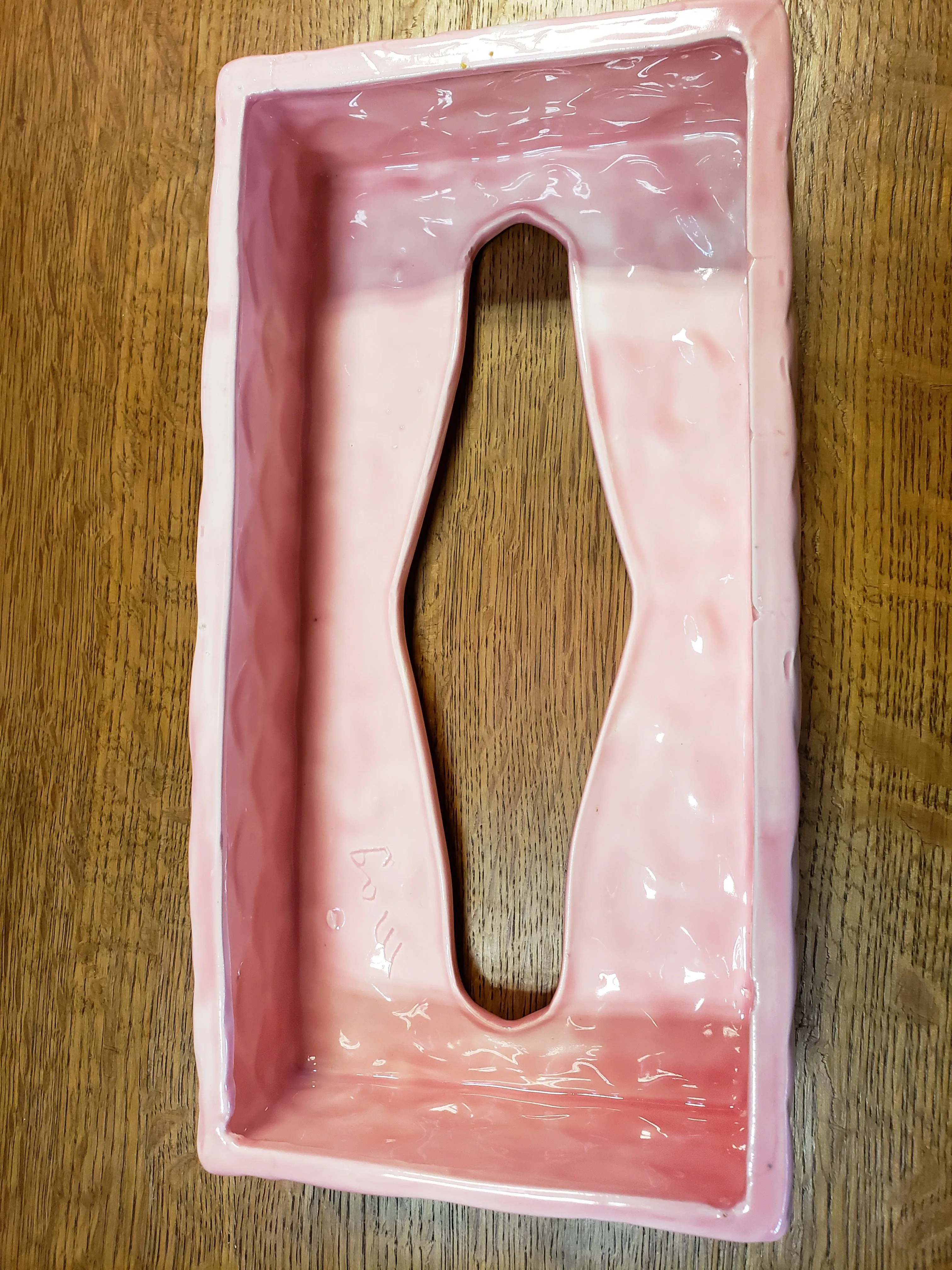 Pink Retro tissue holder