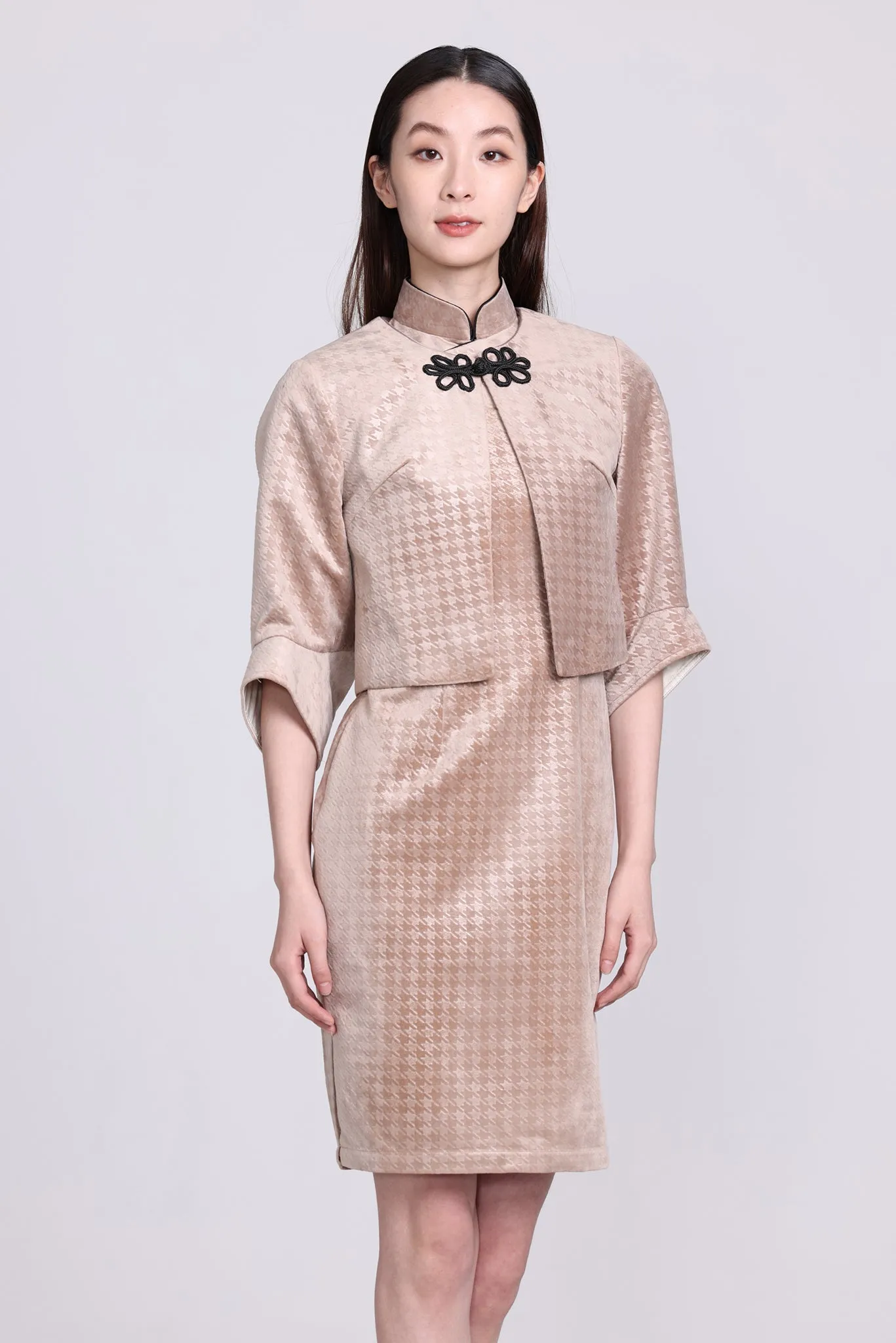 POLLY Houndstooth Velvet Cheongsam (Camel)