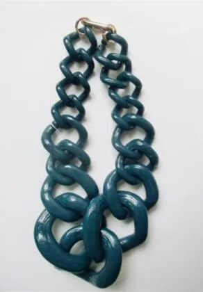 TEEK - Big Acrylic Chunk Chain Necklace