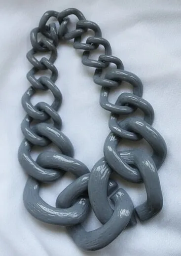 TEEK - Big Acrylic Chunk Chain Necklace