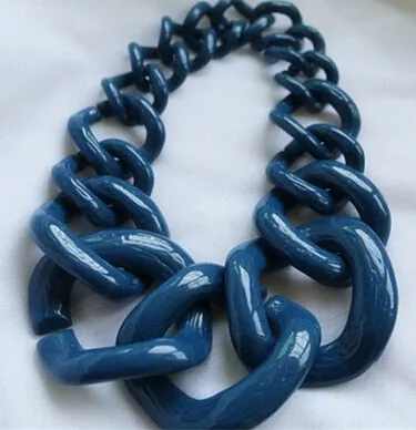 TEEK - Big Acrylic Chunk Chain Necklace