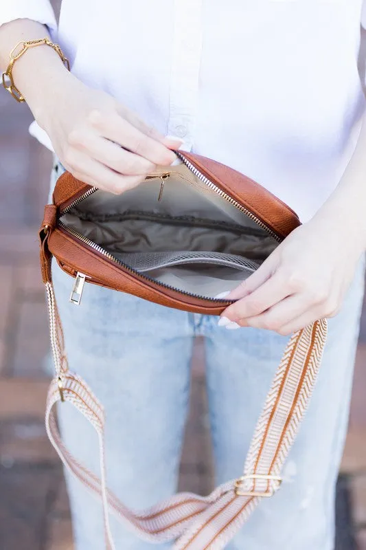 TEEK - Vegan Leather Camera Crossbody