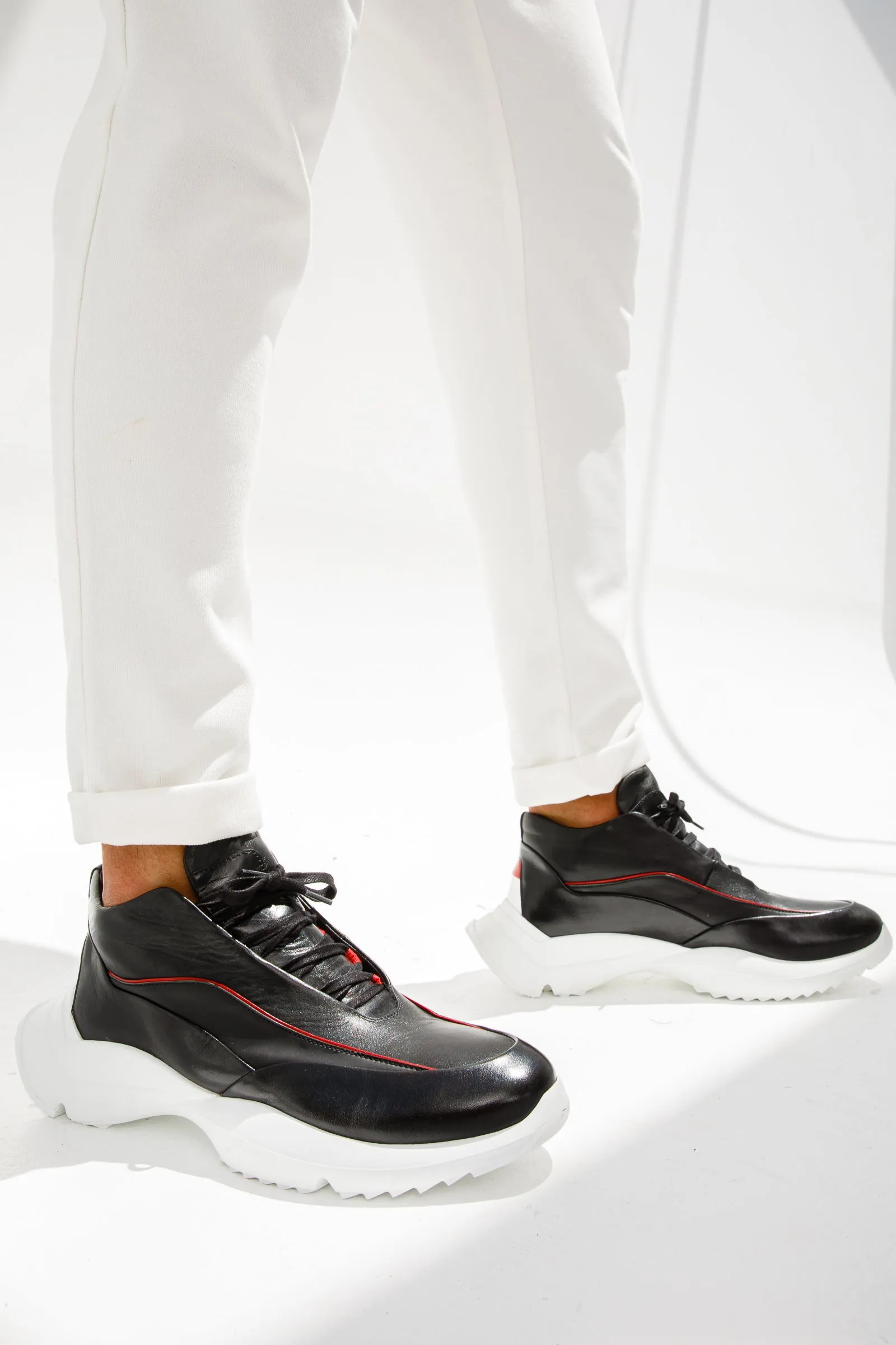 The Graton Black Leather Men Sneaker Final Sale!