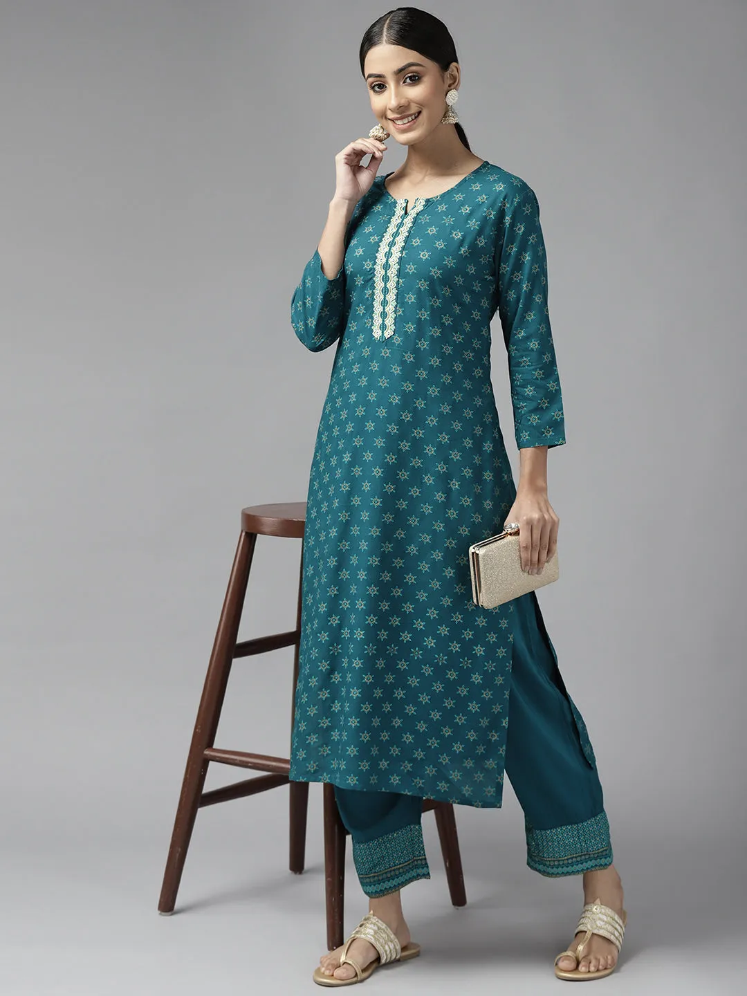 Women Teal Green Rayon Kurta Set