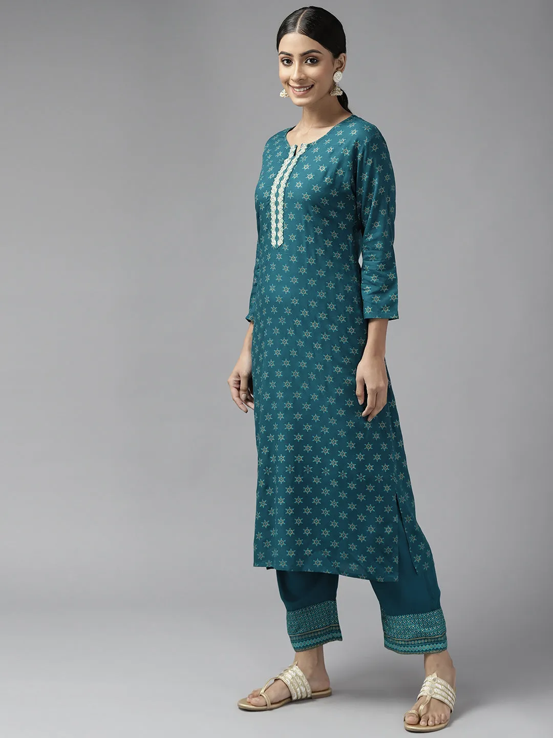 Women Teal Green Rayon Kurta Set